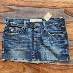Hollister Blue Denim Mini Shirt Size 6, Super Cute NWT Cool Stitching on Pockets